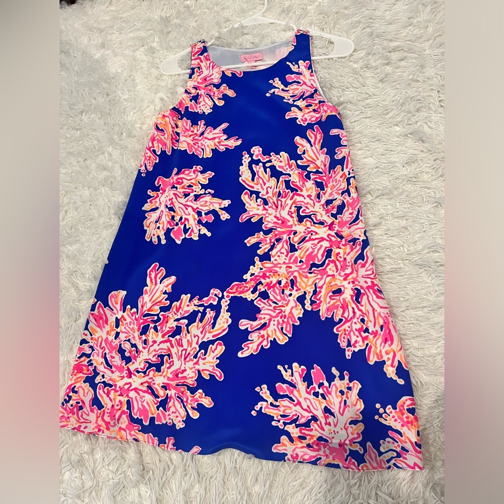 Lilly Pulitzer blue and coral dress. Pull over. Size xs